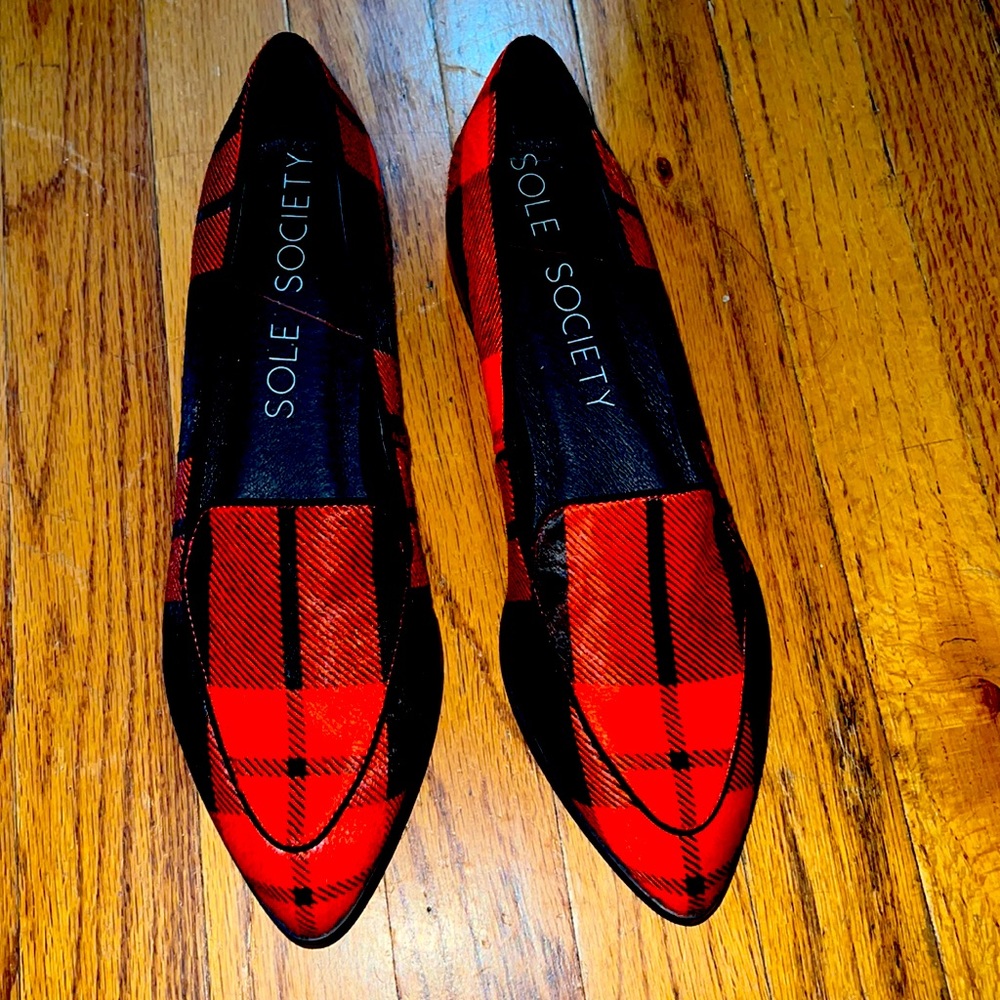 Sole society sheared dye cow hide uppers.
